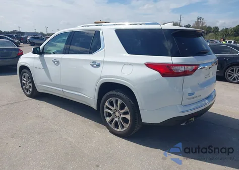 2018 Chevrolet Traverse Premier z USA, uszkodzony, nr VIN 1GNEVJKW1JJ134548